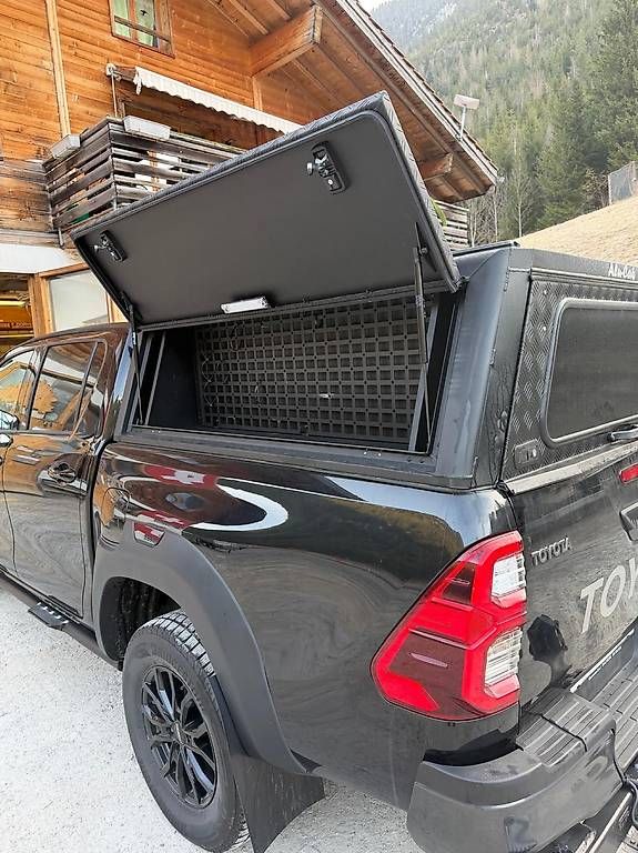Tutti i ricambio: Hardtop Alucab Explorer – Usato da Schönried venduto da BigBlockV8 1