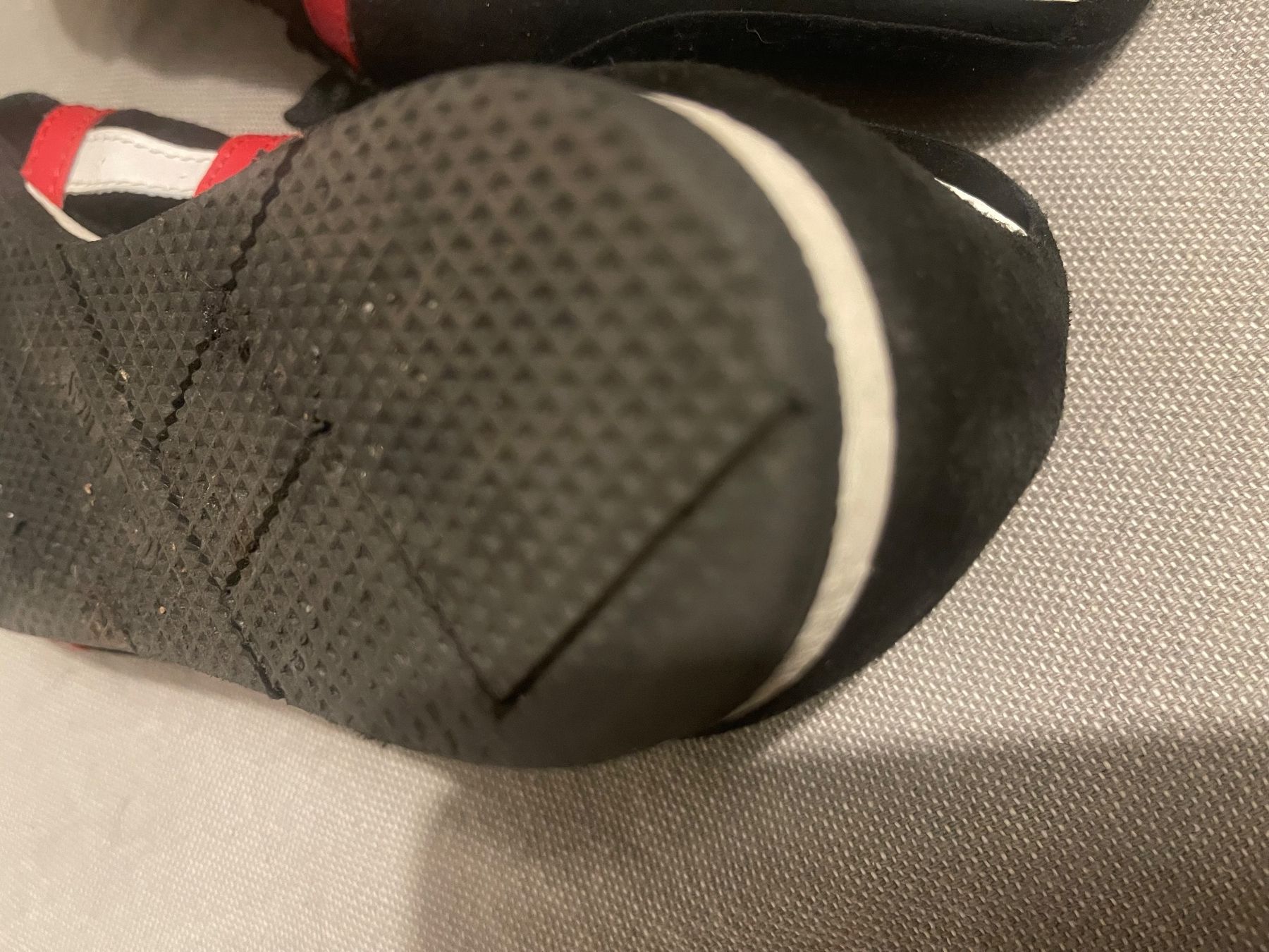 Scarpe da uomo: Sneaker Wildleder wie neu – Usato da Hinterkappelen venduto da simona67 6