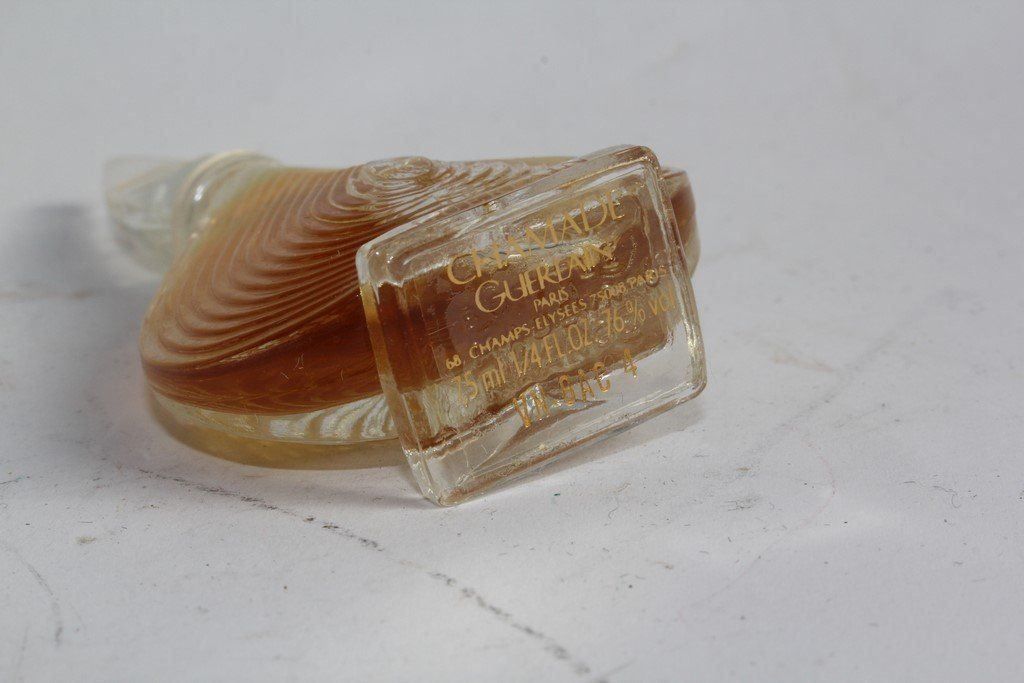Guerlain Profumi & Eau de Toilette: GUERLAIN Ancien Parfum Chamade – Usato da Vandoeuvres venduto da Dom-Tom 3