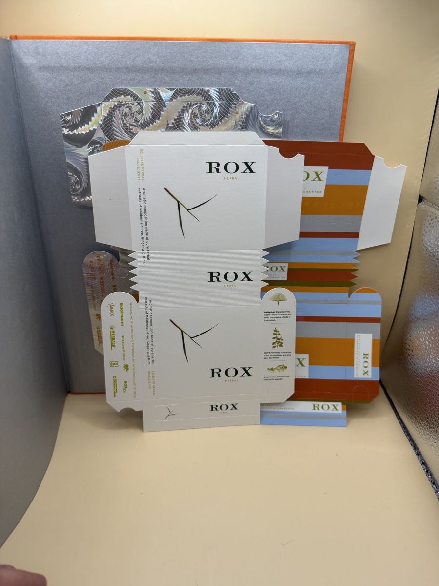 Livres: Little Treasures Cigarette Pack Design Book ROX – D'occasion à Genève par sho_67qj 5