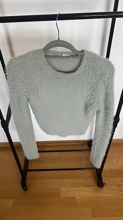 Maglioni & Felpe: ZARA Crop Pullover  flauschig, weich (Größe M) – Usato da Augst BL venduto da luk_9wsv