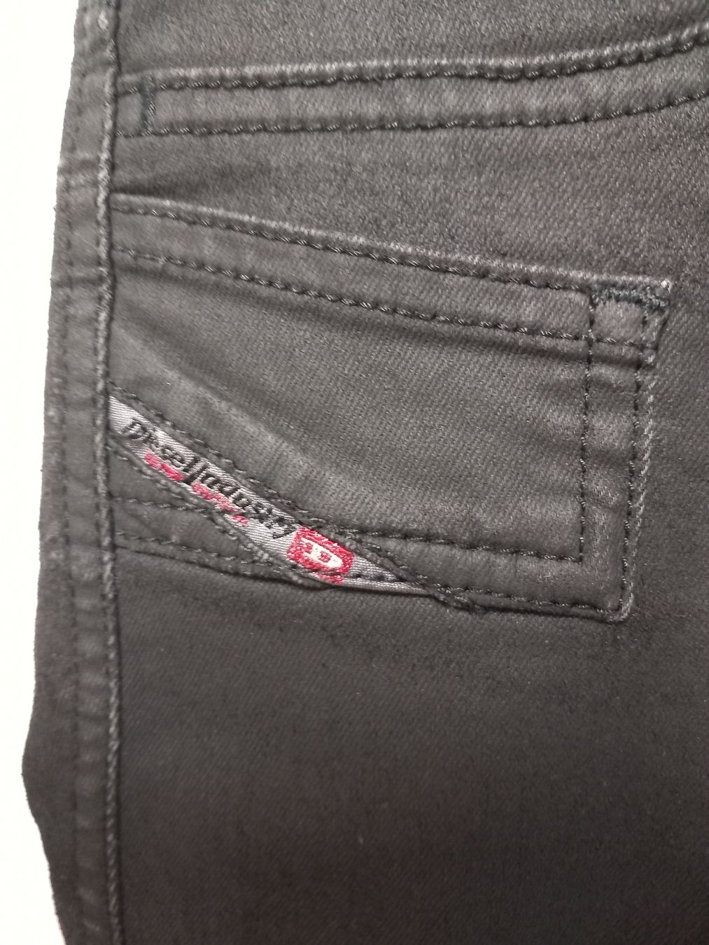 Diesel Jeans: Diesel Stretch Jeans W26, schwarz – Gebraucht aus Merligen von muss_haben 3