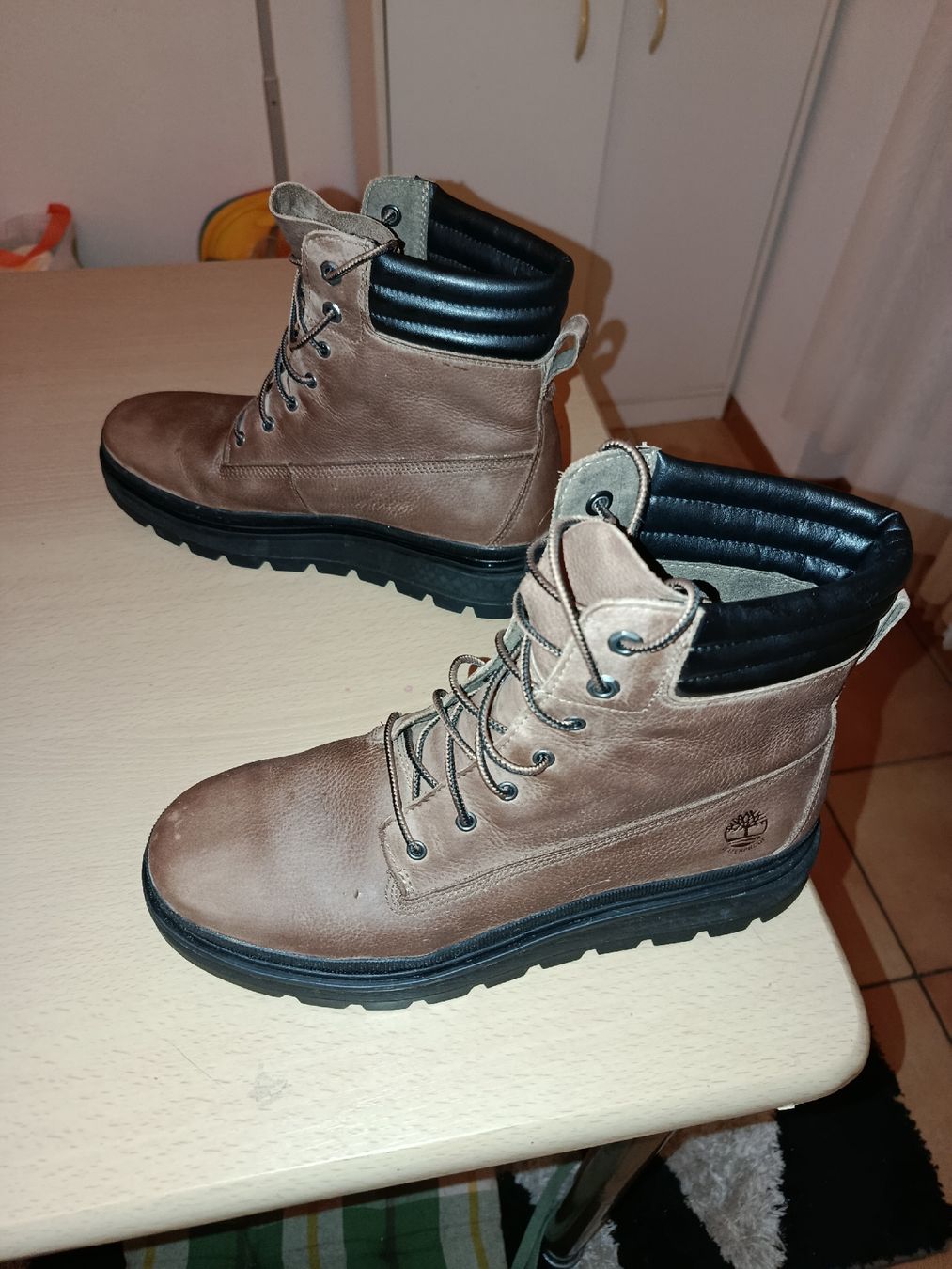 Timberland Scarpe da donna: botte timberland – Usato da Fribourg venduto da cbu_q7ck 3