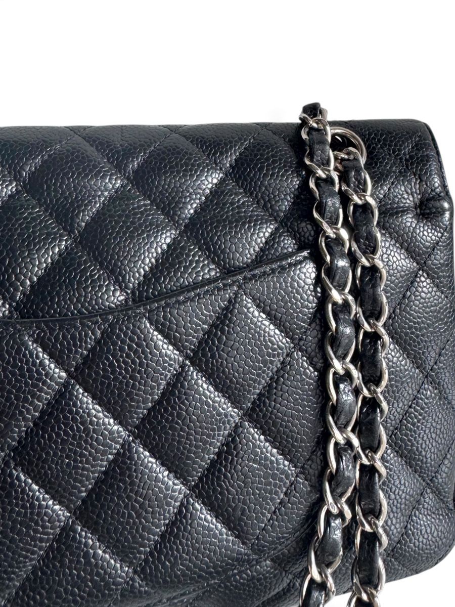 Chanel Borse da donna: CHANEL Caviar Quilted Medium Double Flap Tasche – Usato da Kriens venduto da hannaandkiko 7