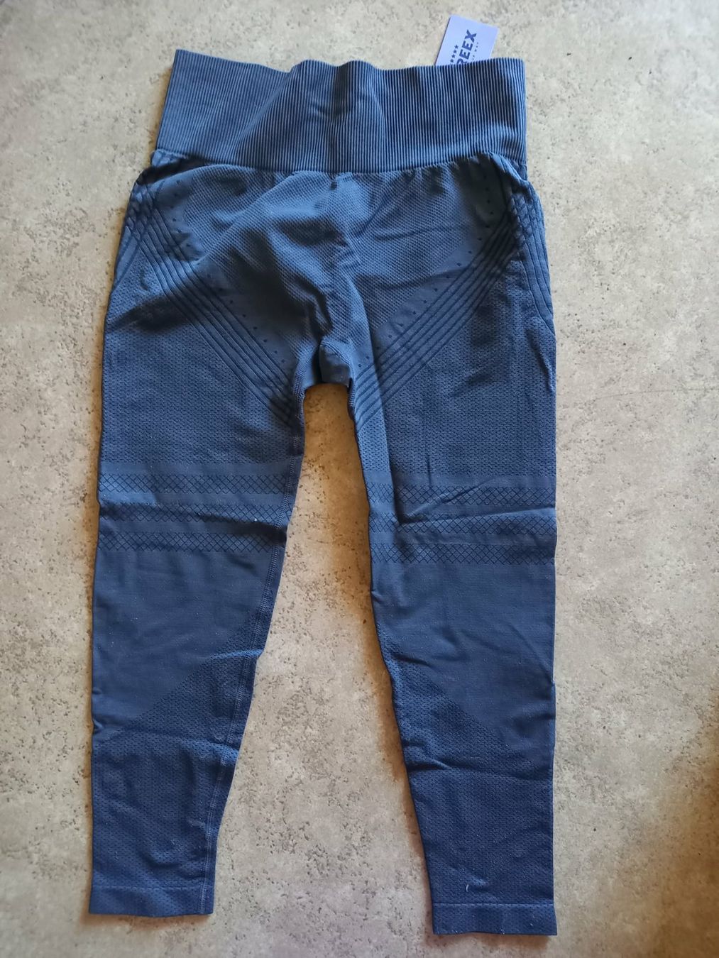 Leggings: Coreex Kompressions- Leggins Grau, Gr XXL – Nuovo e nell'imballaggio originale da Möhlin venduto da Simba4871