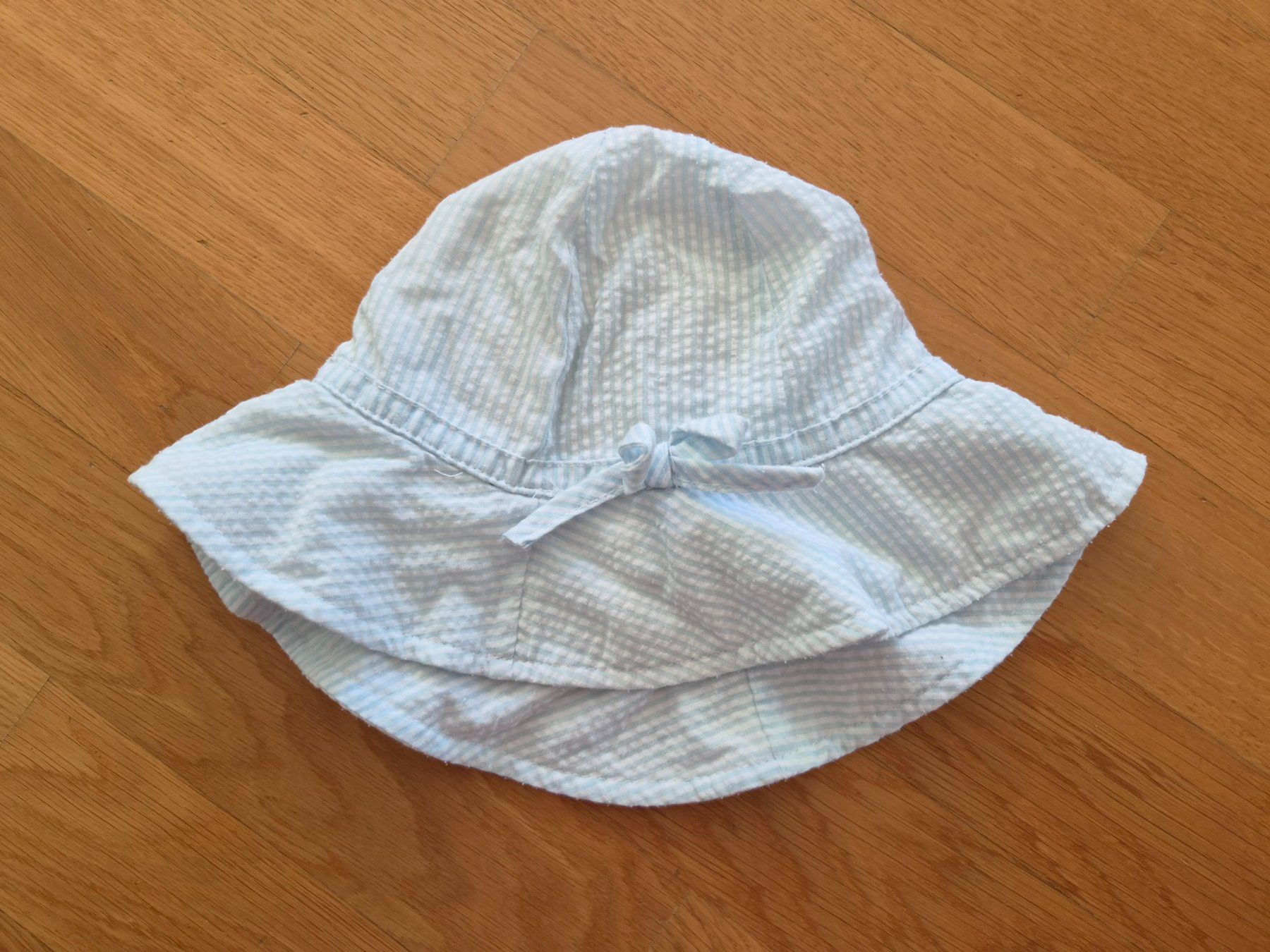 Altro abbigliamento per bambina: 2 Panamas, Gr 92-104 – Usato da Zumikon venduto da daryona 1