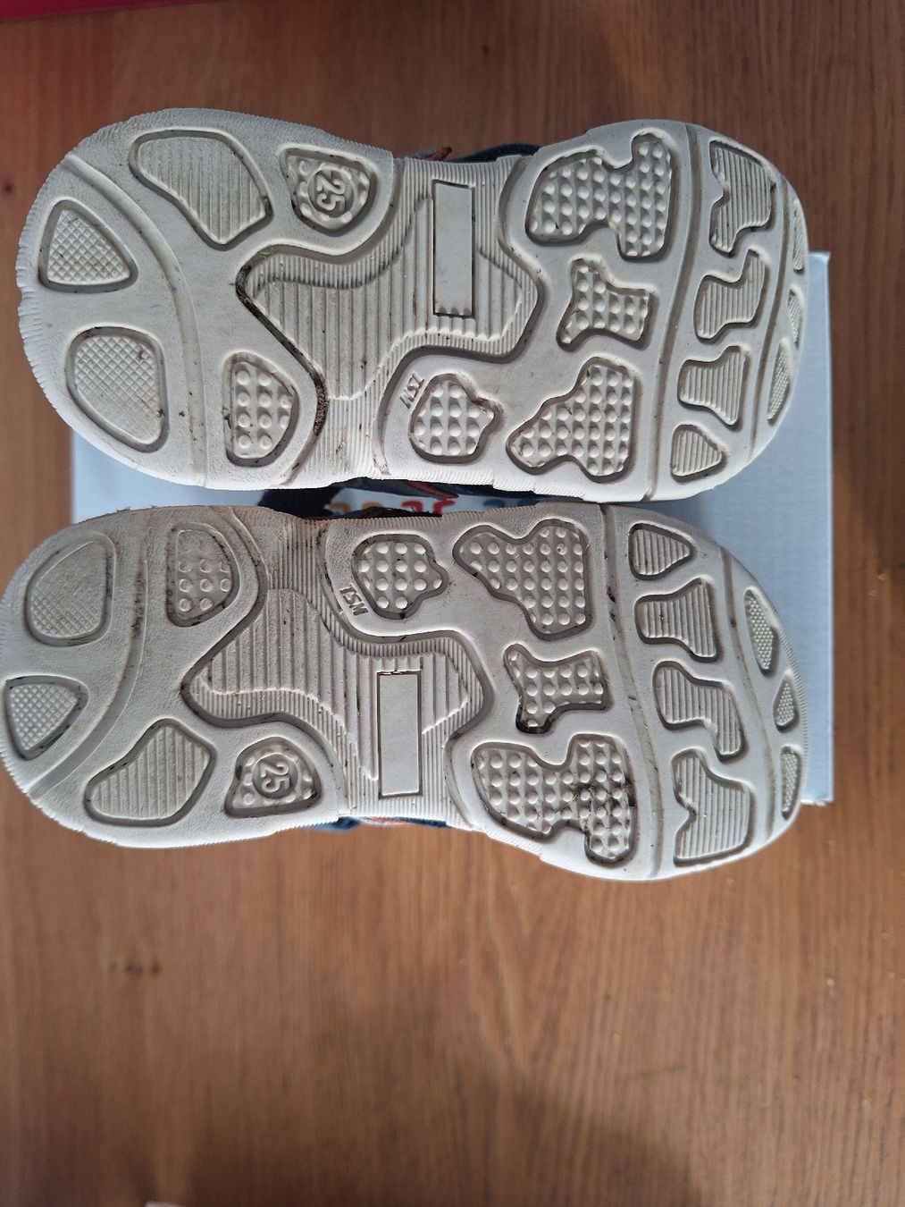 Scarpe per ragazzi: Sandales gbb Leon - taille 25 – Usato da Hauteville venduto da Pauline_Fadil 2