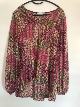 Wie NEU: wunderschöne luftige Tunika von CINQUE, Gr. 38
