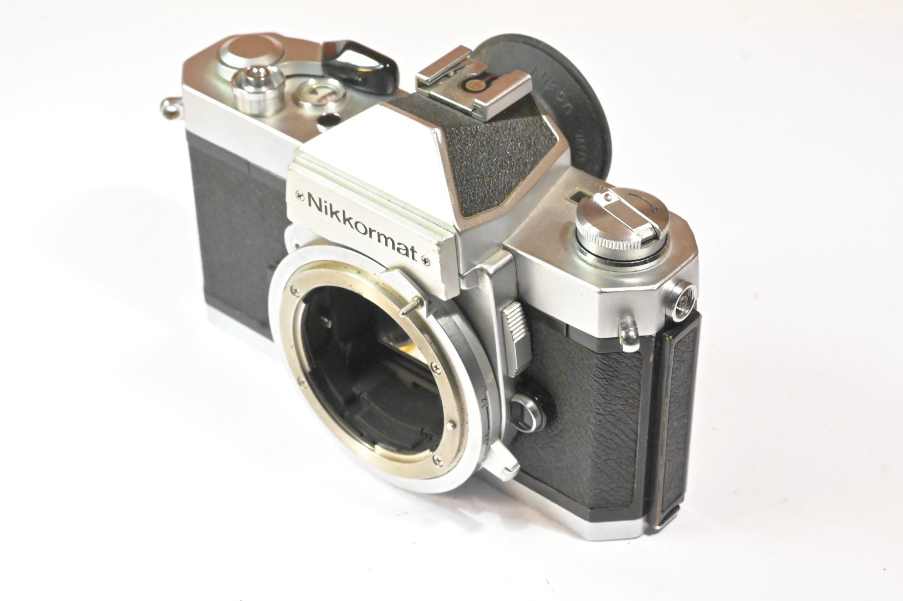 Nikkormat Fotocamera: Nikkormat Spiegelreflexkamera – Usato da Erlinsbach venduto da foto_5018 3