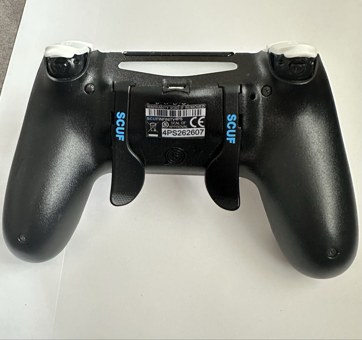 Controller: Scuf Controller PS4 Neuwertig – Usato da Bibern SH venduto da Anuja_20 1