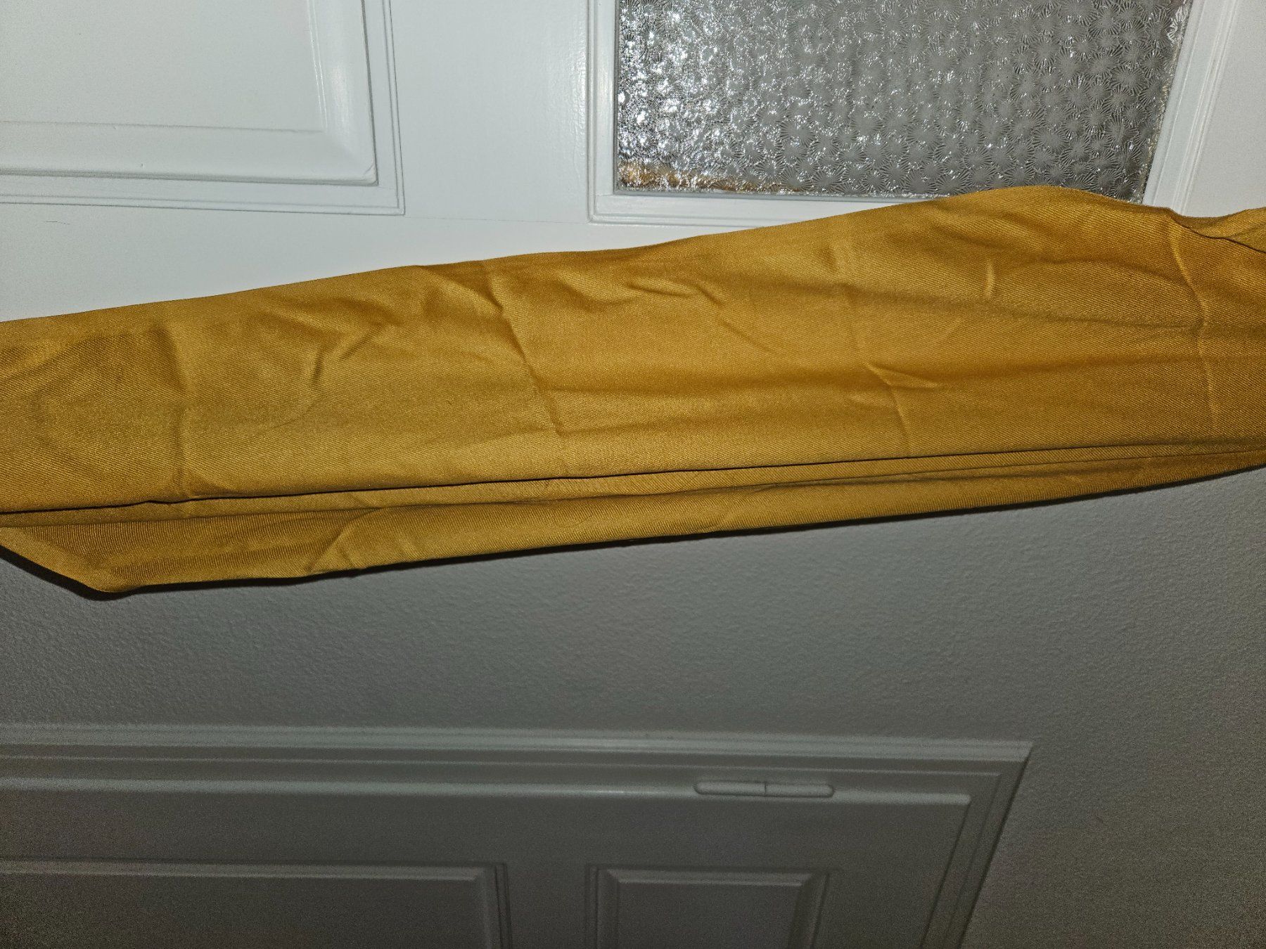 Foulard & Sciarpe: Senfgelber Schal – Usato da Zürich venduto da Dobet 1