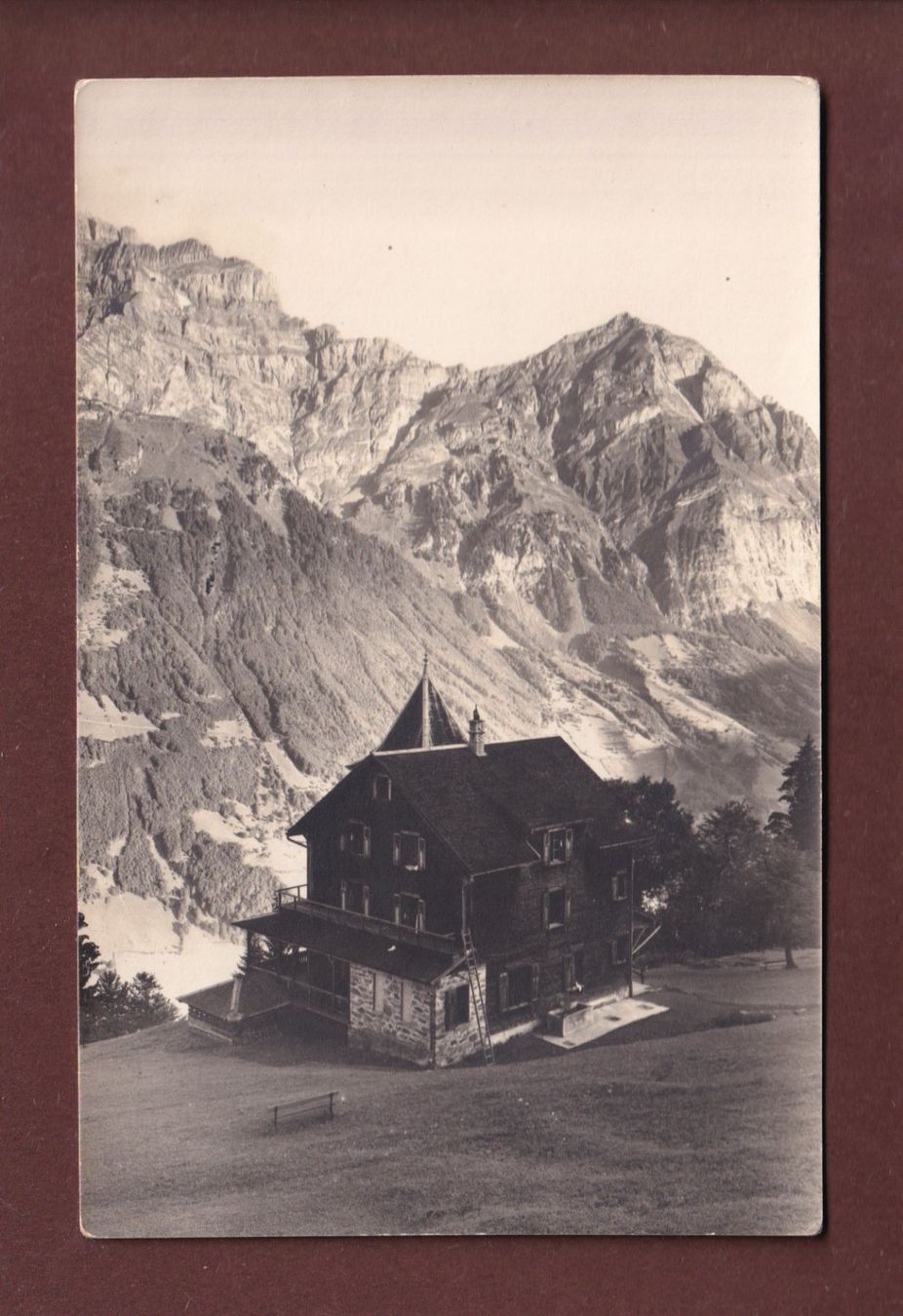Cartoline postali: ALPENKURHAUS - Wo ? – Usato da Pully venduto da nicecards