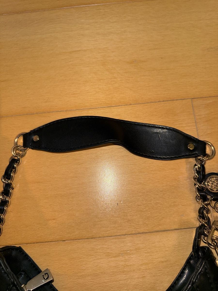Guess Borse da donna: Sac à main Guess noir neuf – Nuovo (secondo la descrizione) da Chêne-Bourg venduto da car_xvf2 1