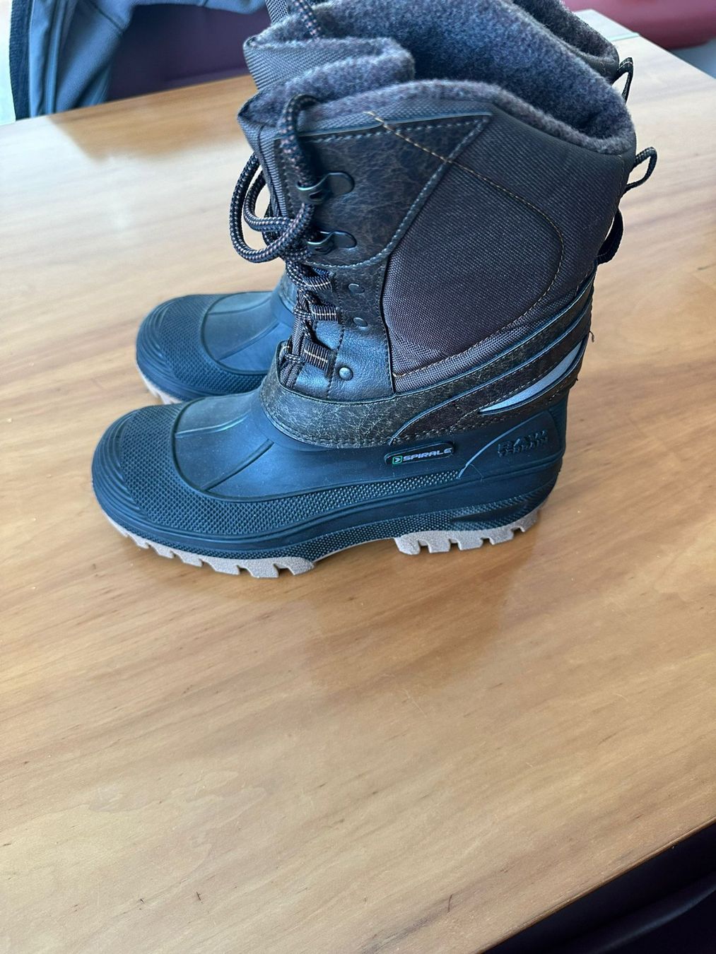 Scarpe da uomo: Spirale Raw Terrain Stiefel Grösse 42 – Usato da Burgdorf venduto da interstellar2 1