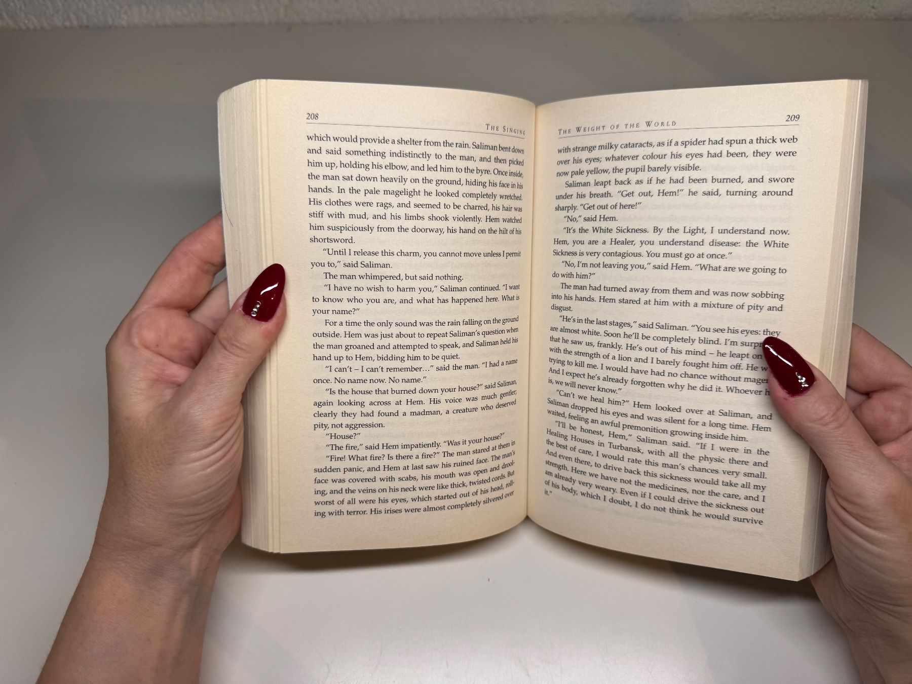 Libri: NOVEL: Alison Groggon, The Singing – Usato da Grosswangen venduto da English_books 6