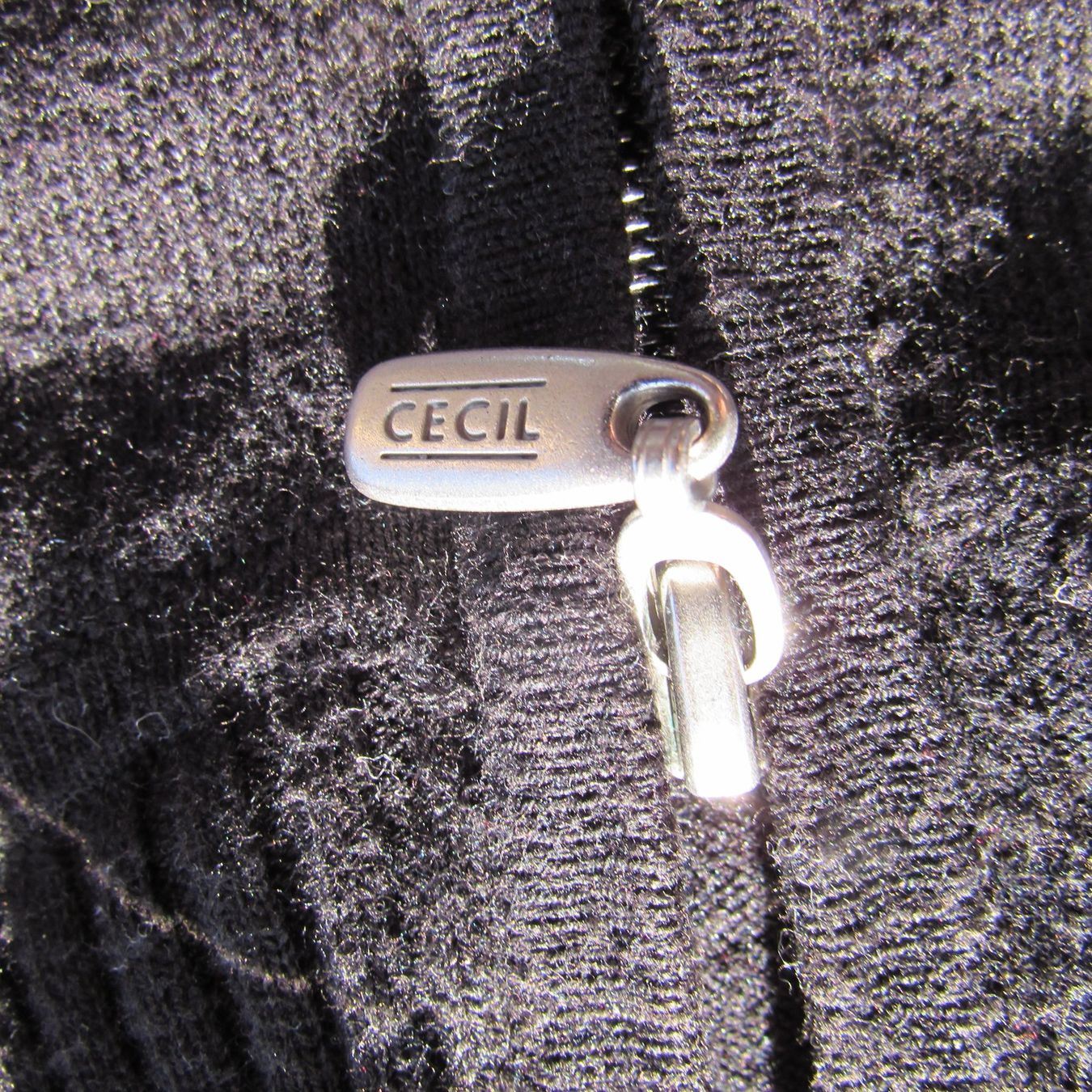 Cecil Giacche: Strickjacke Marke Cecil – Usato da Aadorf venduto da Olymp05 4