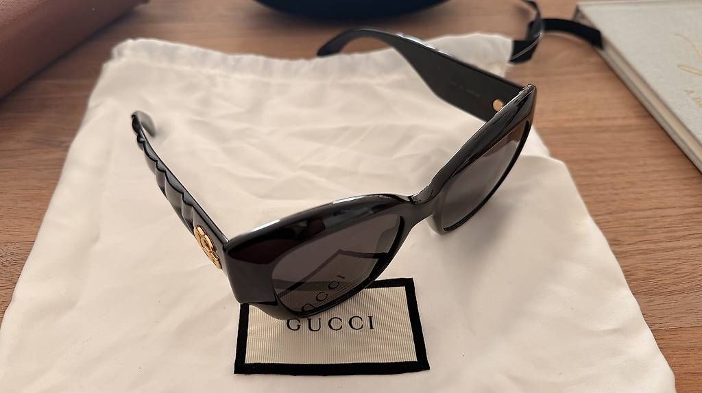 Occhiali & Lenti: GUCCI SONNENBRILLE SCHWARZ – Usato da Gutenswil venduto da Naguaa