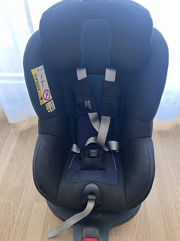 Sièges auto: Römer Britax Dualfix M i-Size – D'occasion à Rotkreuz par kar_s5sw