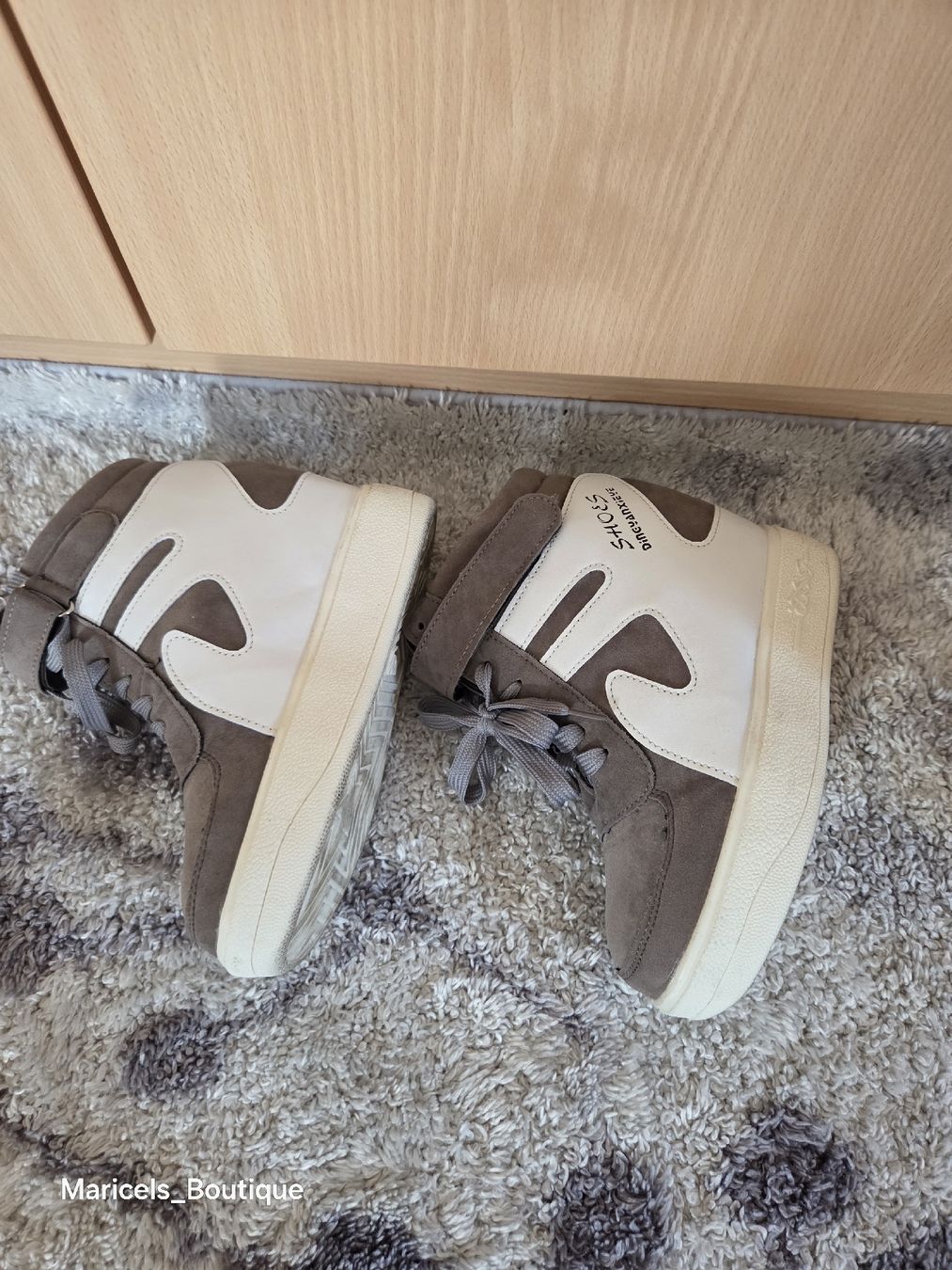 Scarpe da donna: Schuhe mit verstecktem Keilabsatz, Größe 35 – Usato da Winterthur venduto da Maricels_Boutique 2