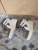 Schuhe mit verstecktem Keilabsatz, Größe 35