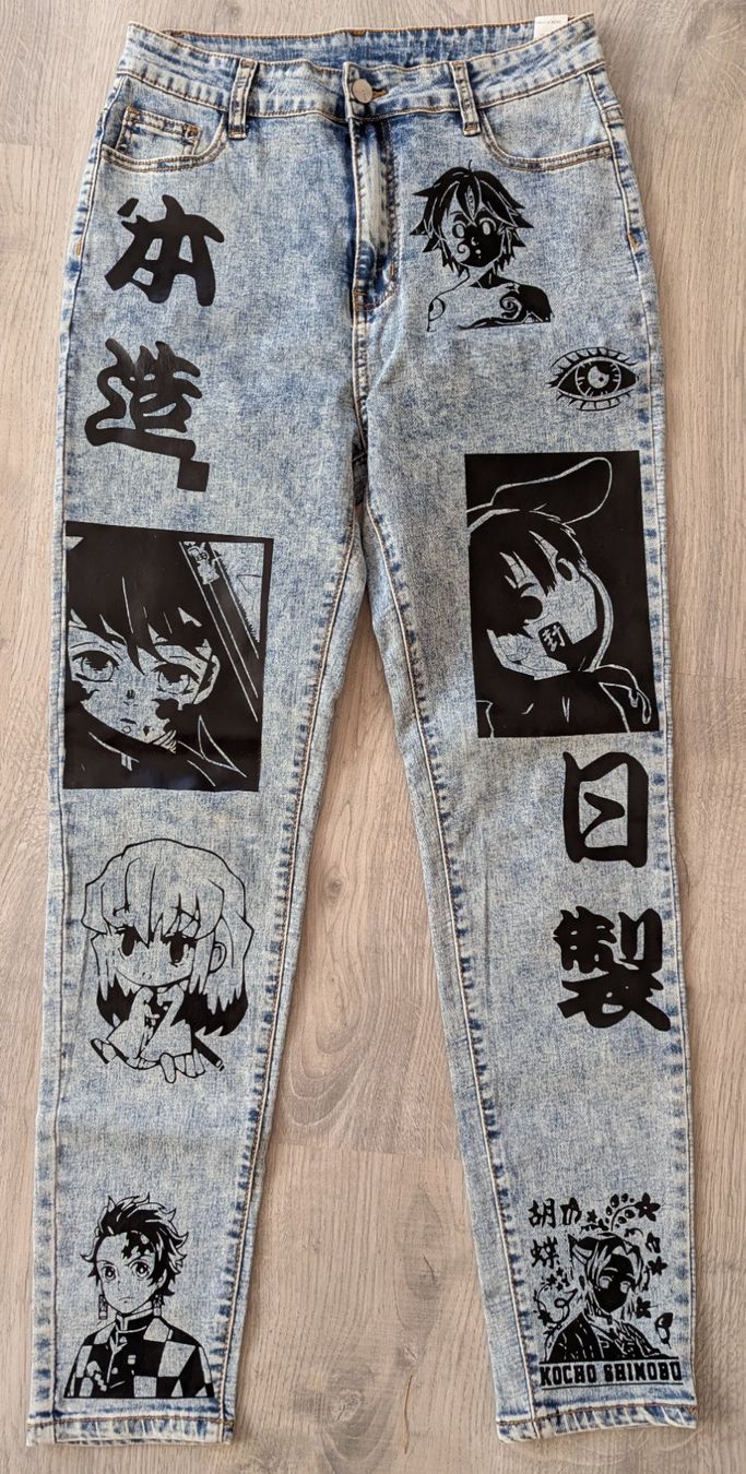 Jeans: Anime Jeans, Demon Slayer, Gr. 36 – Usato da Goldingen venduto da YouAreMySunshine