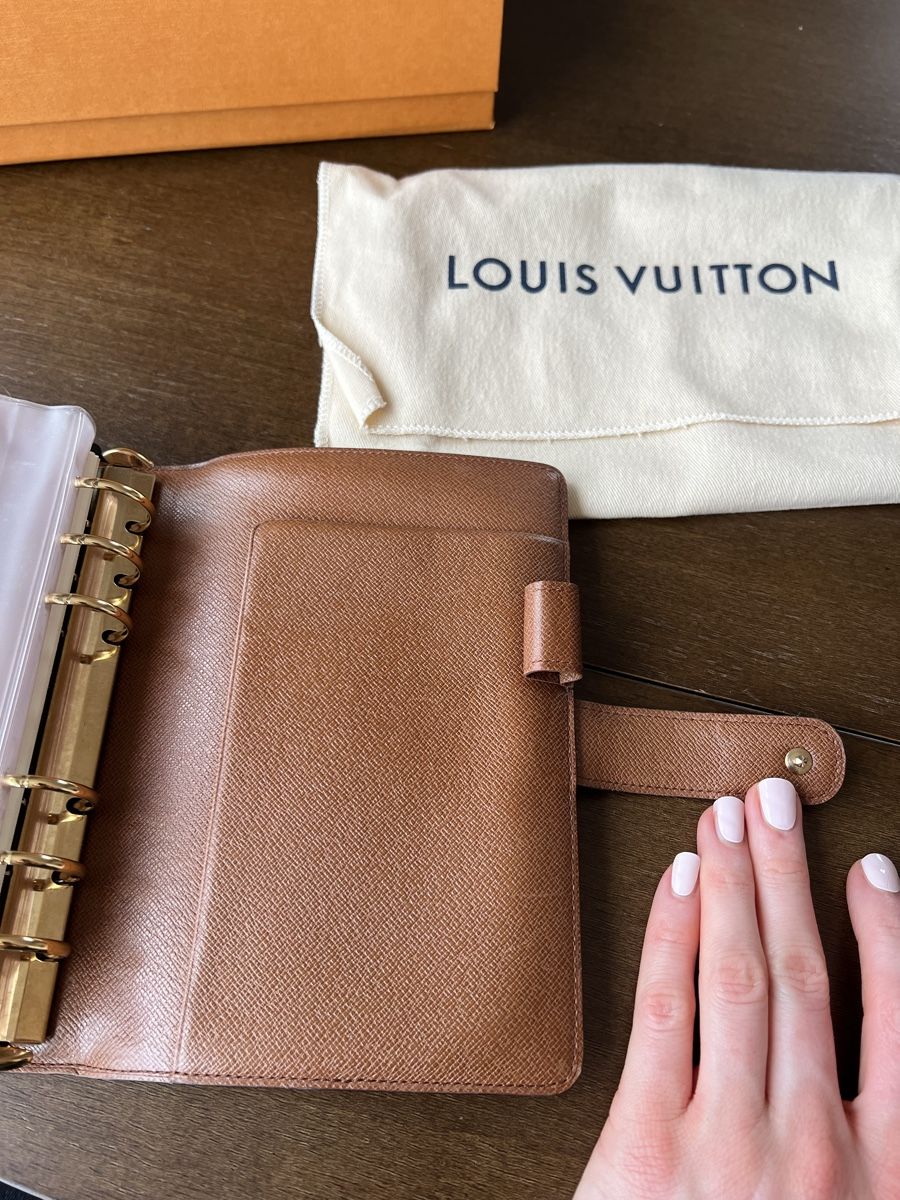 Louis Vuitton Valigie & Borse: Louis Vuitton Agenda MM Monogram – Nuovo (secondo la descrizione) da St. Gallen venduto da sih_2z86 5
