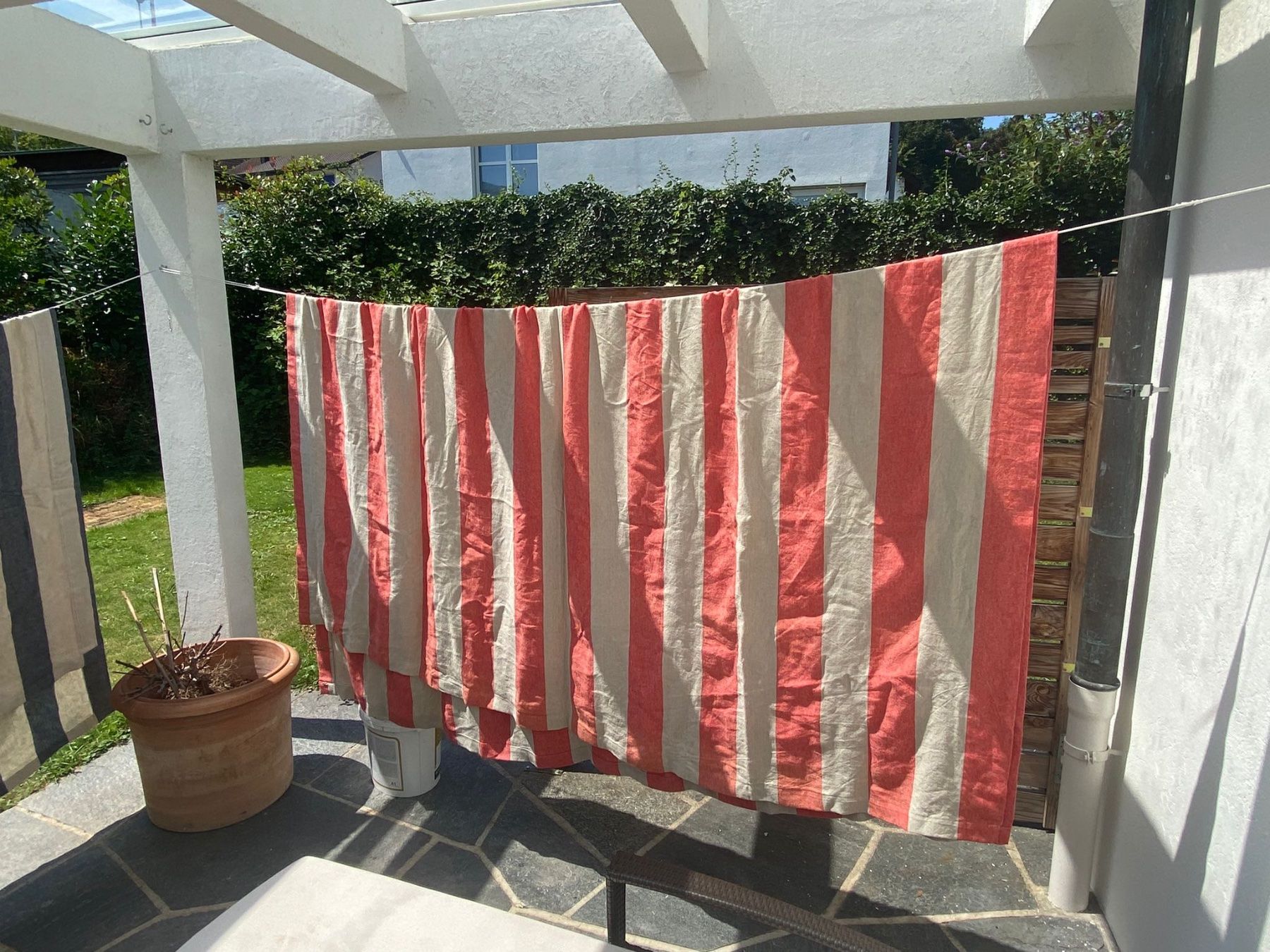 Vorhänge: 1X luxuriöse 100% Leinenvorhang Blau&Beige und/oder Rot&Beig – Gebraucht aus Dübendorf von SHAS2009 2