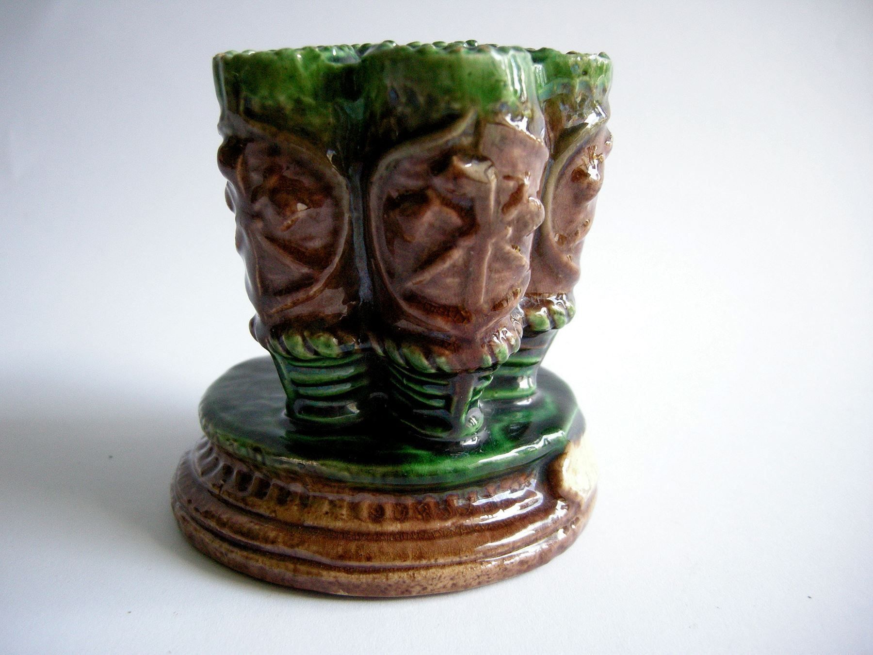 Sculture & Statue: ZIGARRENHALTER, KERAMIK,  ENDE 19. JAHRHUNDERT. – Usato da Grandcour venduto da Flowerstyle 4
