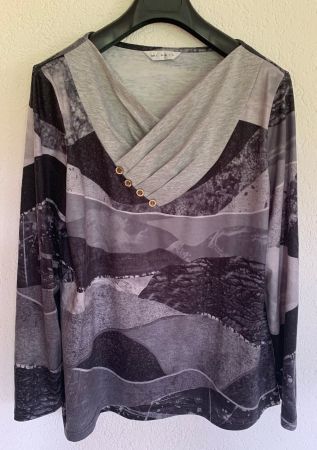 Neues Langarm-Shirt grau mit speziellem Ausschnitt, L