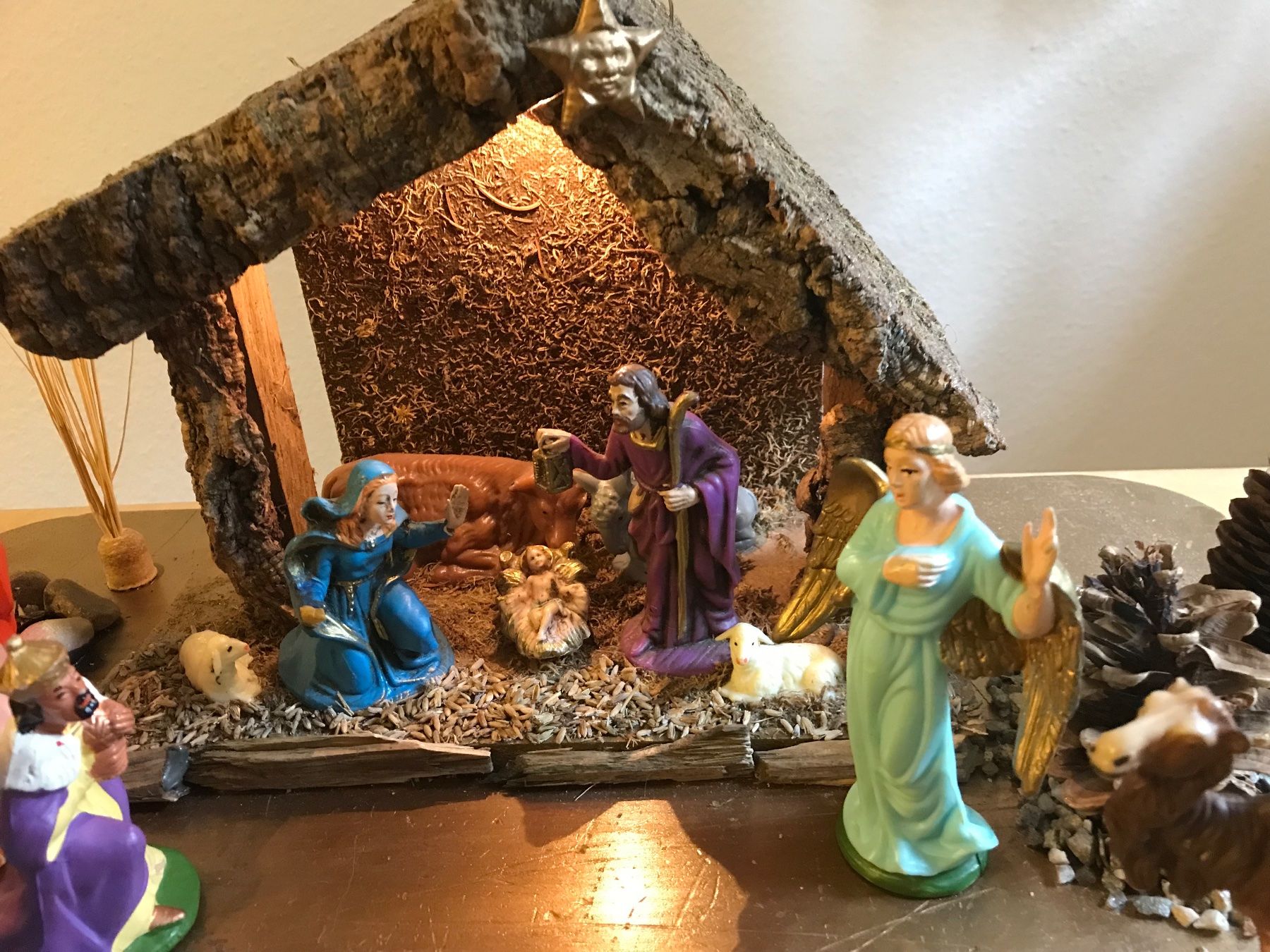 Tutte le decorazioni: Weihnachtskrippe mit Beleuchtung, schöne Details! – Usato da Füllinsdorf venduto da unda2 4