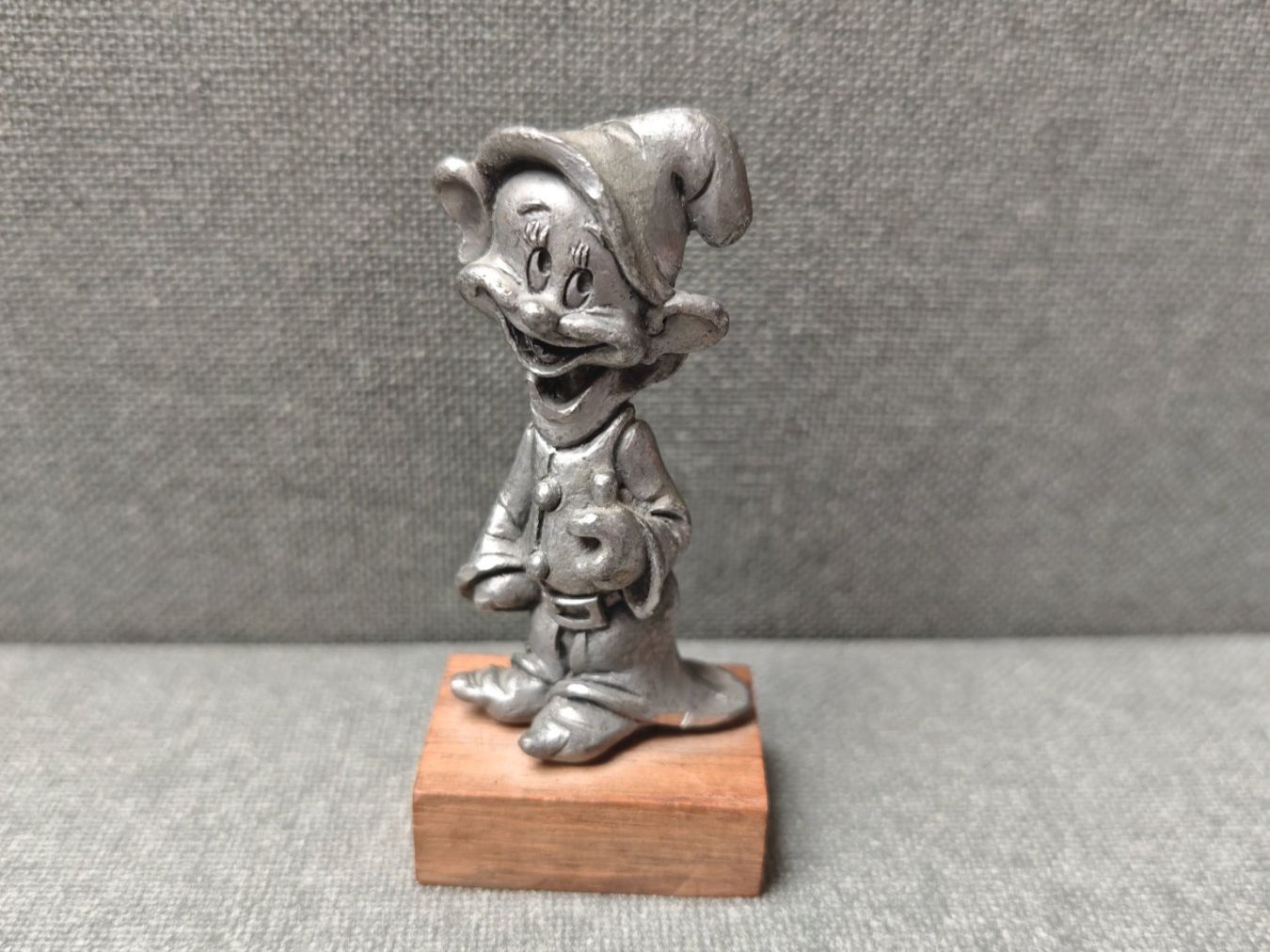 Disney Statuette: Zinn Figur - Disney Seppl – Usato da Urdorf venduto da AHOI-90
