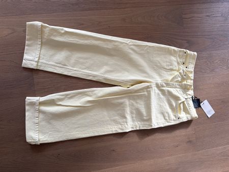 Neu mit Etikett!! Zara Jeans Baggy Hellgelb Gr. 42
