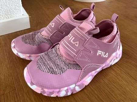 TOP ZUSTAND Kinder Turnschuhe Fila Pink Grösse 30