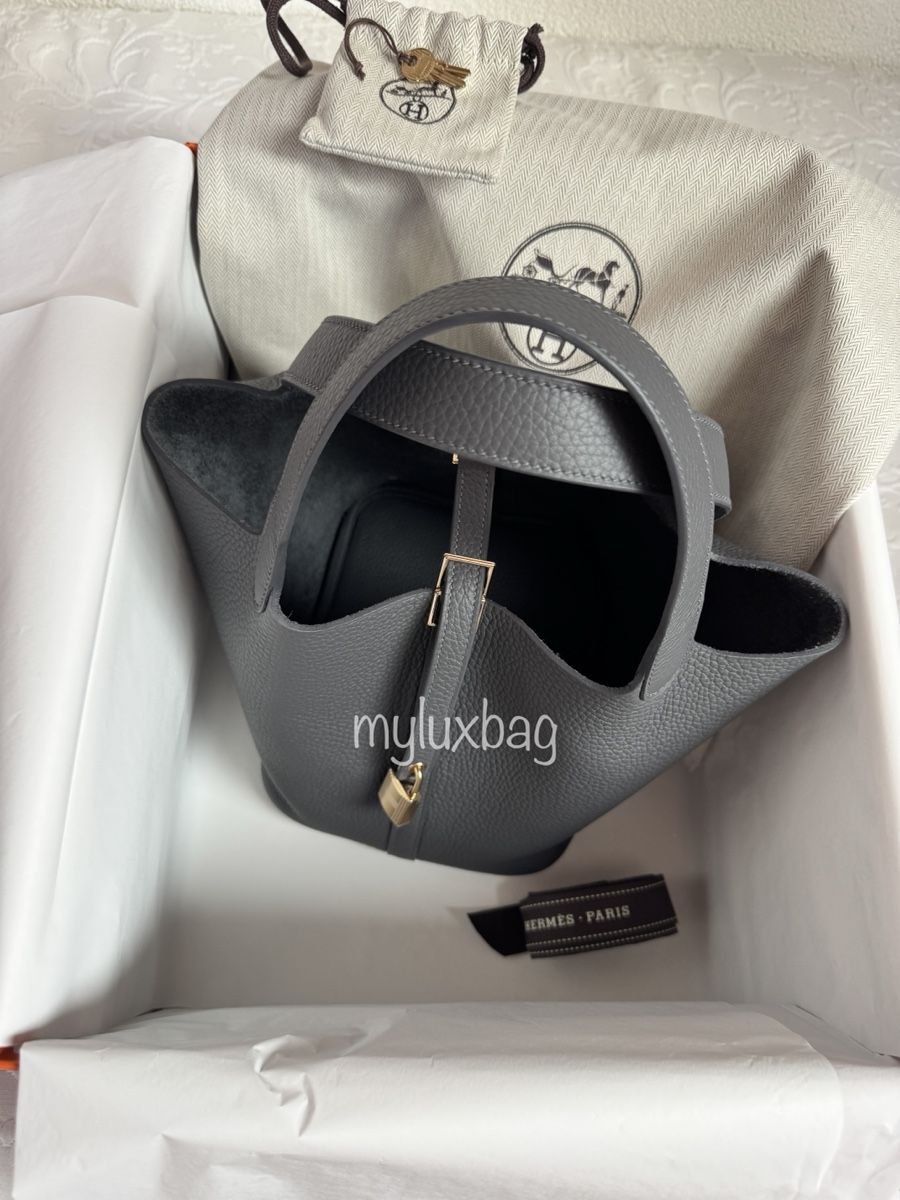 Hermès Borse da donna: Hermès Picotin Lock 22 Clémence Ardoise Permabrass Hardware – Nuovo (secondo la descrizione) da Wil SG venduto da Myluxbag
