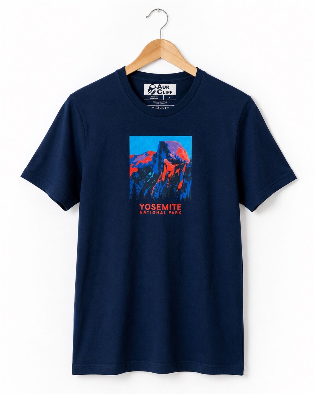 T-shirt: T-shirt Auk Cliff Yosemite - S – Usato da Carouge GE venduto da roman_monnier 1