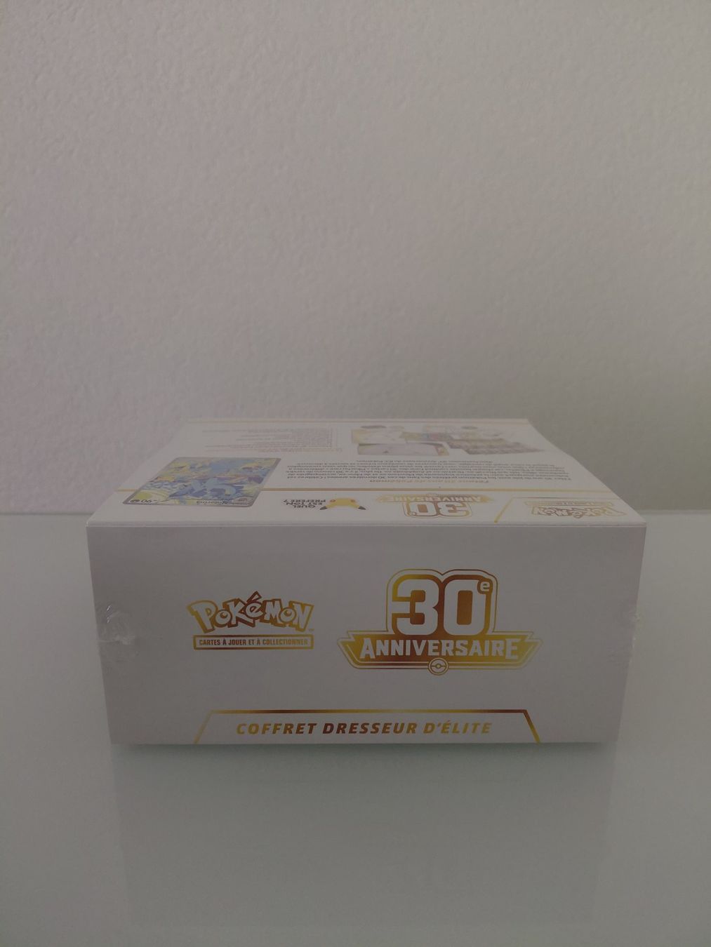 Pokémon Sammelbilder & Trading cards: ETB Pokémon 30 ans Fr scellée – Neu und originalverpackt aus YVERDON-LES-BAINS von Tony-no 4