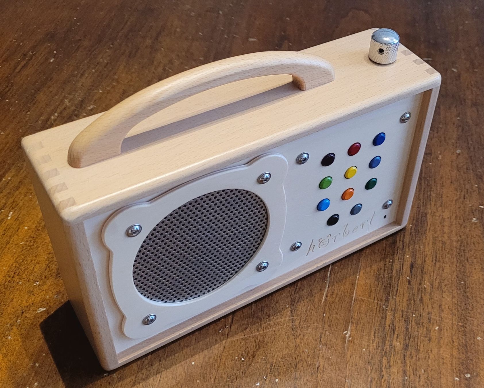 Spielzeuge: Lettore musicale in legno Herbert modello "Mini" – Gebraucht aus Tremona von Swiss_M87 2