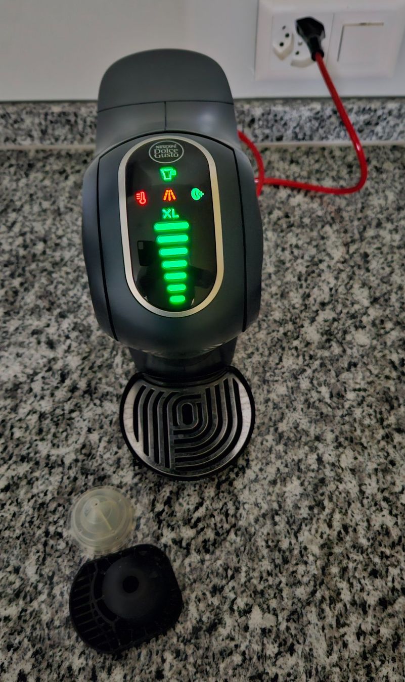 De'Longhi Kaffeemaschinen & Espressomaschinen: Nescafe Dolce Gusto – Gebraucht aus Oberwangen TG von jan_y6sm