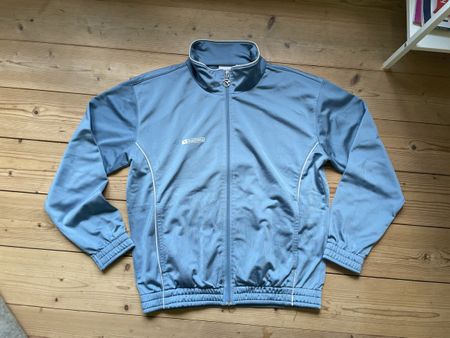 hellblaue Sportjacke, Diadora, Gr. M