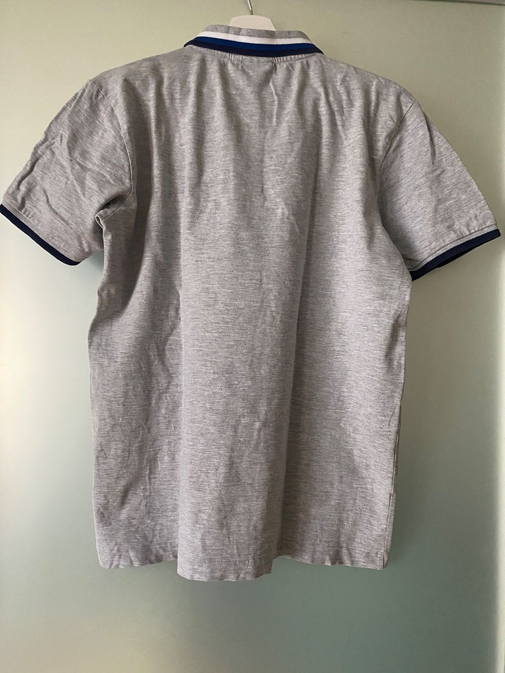 Ellesse Magliette Polo: Polo T-Shirt Ellesse, Grösse M – Usato da Zürich venduto da hulahup 2