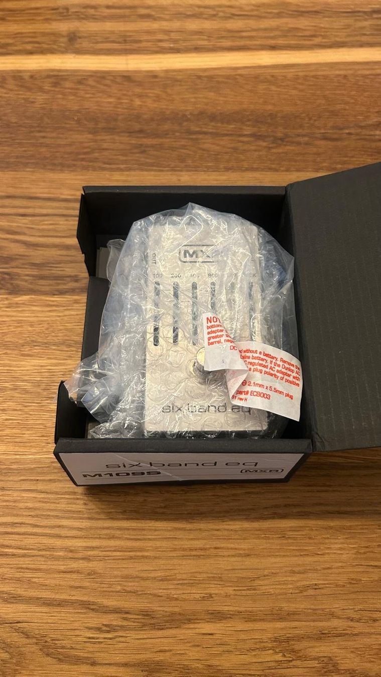 Strumenti musicali: MXR six band eq M109S – Usato da Prez-vers-Noréaz venduto da sci_0002 4