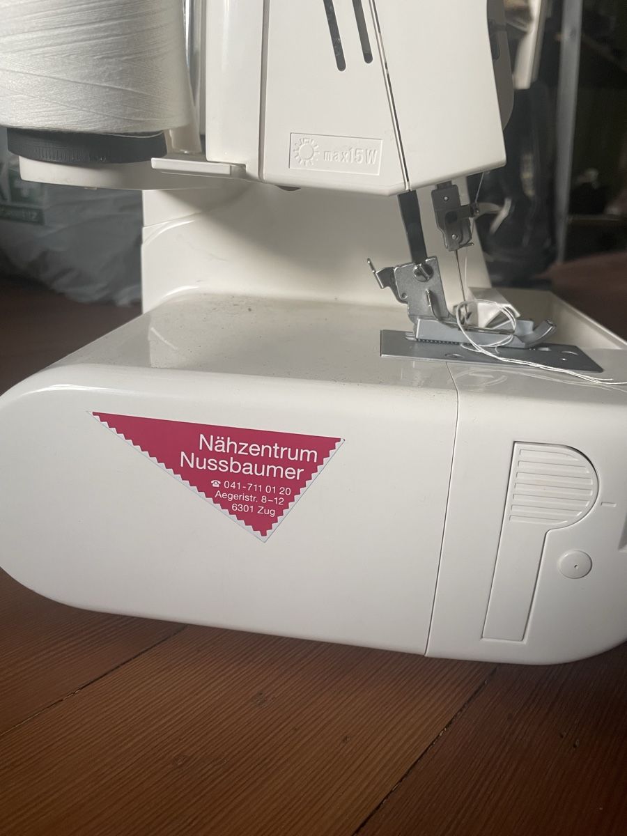 Pfaff Macchine da cucire: Pfaff Hobbylock 4842 Overlock Nähmaschine – Usato da Zürich venduto da balilife 2