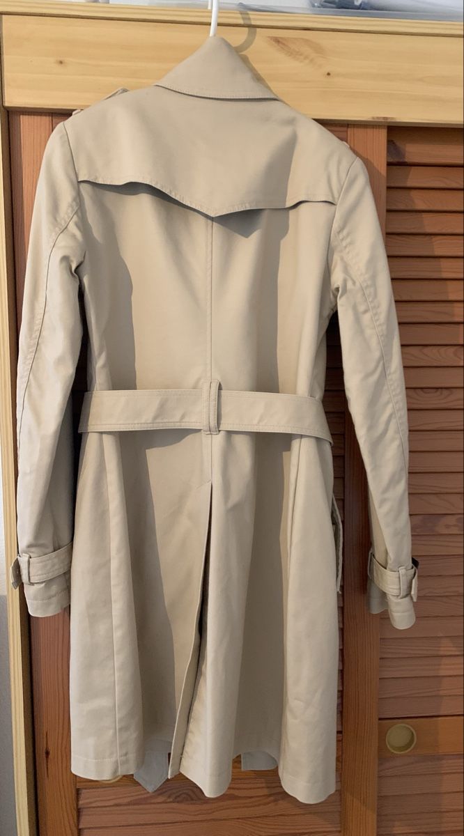 Tommy Hilfiger Cappotti: Damen Trenchcoat Tommy Hilfiger – Usato da schänis venduto da Pattifra 5