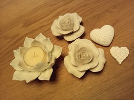 Deko Set weiss Rosen Teelichthalter Herzen gebraucht