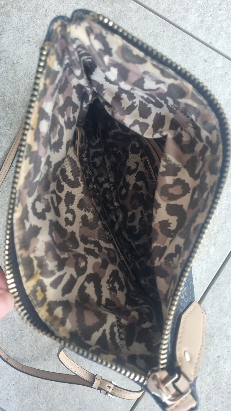 Guess Taschen für Damen: GUESS Tasche – Gebraucht aus Münchwilen TG von sli_5dvb 3