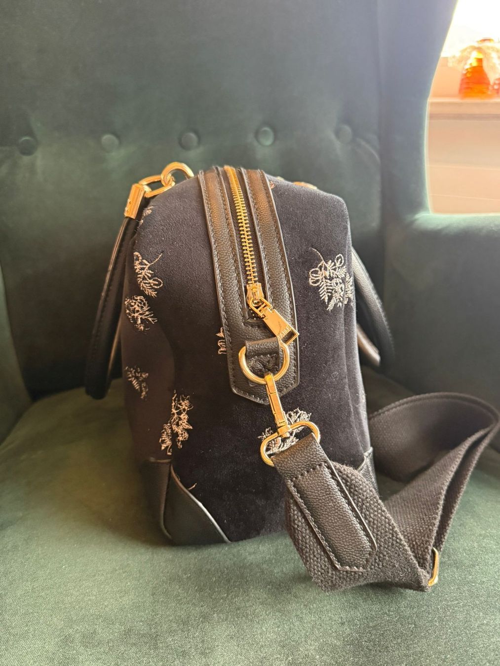 Borse da donna: Fable England Handtasche schwarz vegan – Usato da Münchenstein venduto da framentanz 1