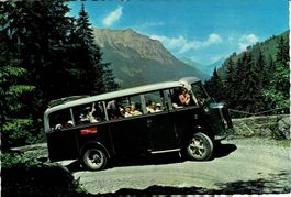 Postautokurs KIENTAL-GRIESALP in den Grieskehren BE 8.6.75