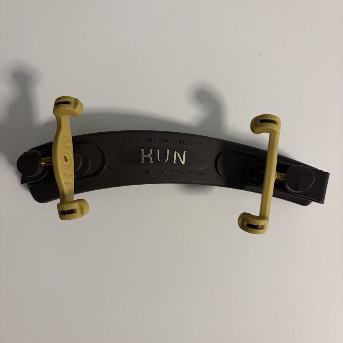 Strumenti musicali: Schulterstütze KUN Violon 3/4 – Nuovo (secondo la descrizione) da Opfikon venduto da ZDem