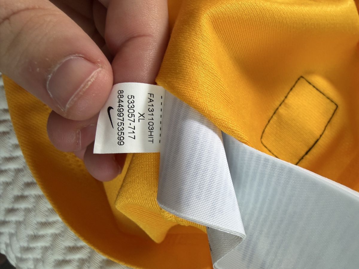 Nike Canottiere & Pantaloni: Original Juventus 13/14 away Tevez – Nuovo (secondo la descrizione) da Aarberg venduto da marcoo237 3