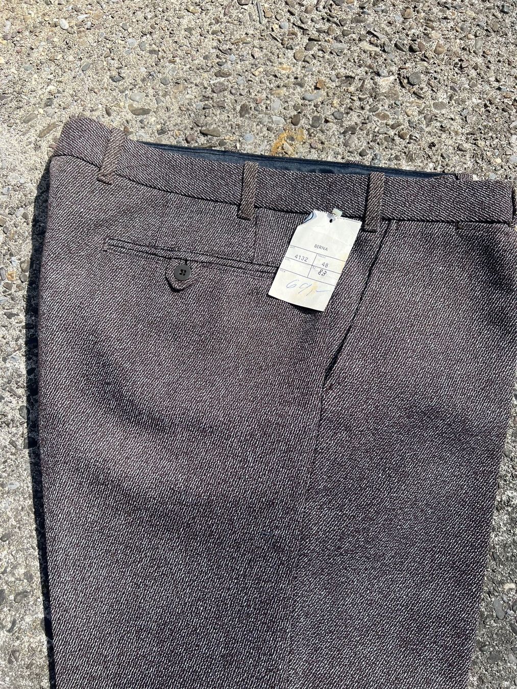 Pantaloni: Berna Herrenhose Gr. 48, braun Neu – Nuovo (secondo la descrizione) da Schübelbach venduto da Dolly990_2